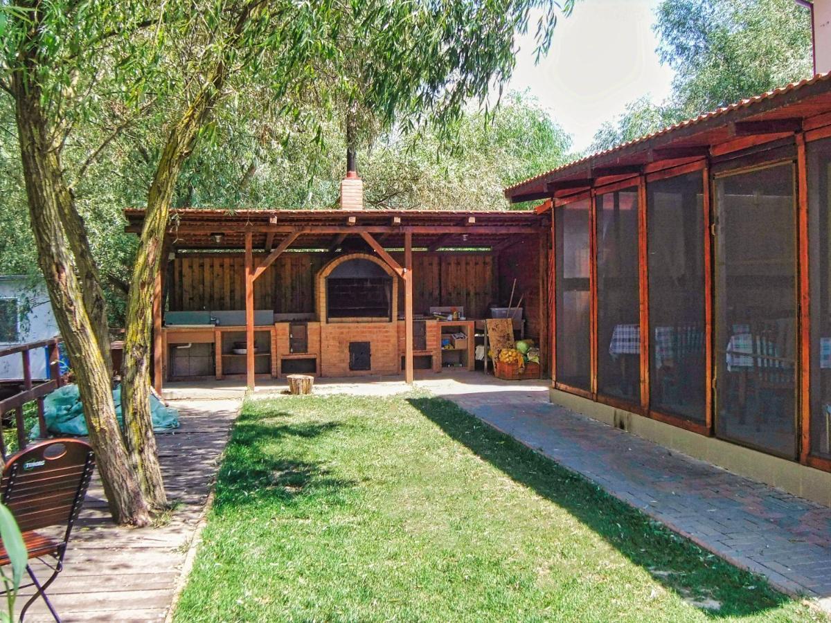 Pensiunea Crisan Extérieur photo